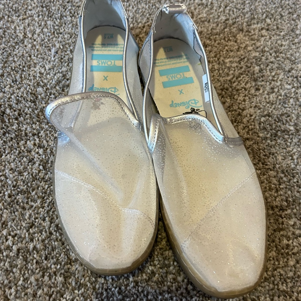 Disney x TOMS Cinderella glitter sparkle slip ons